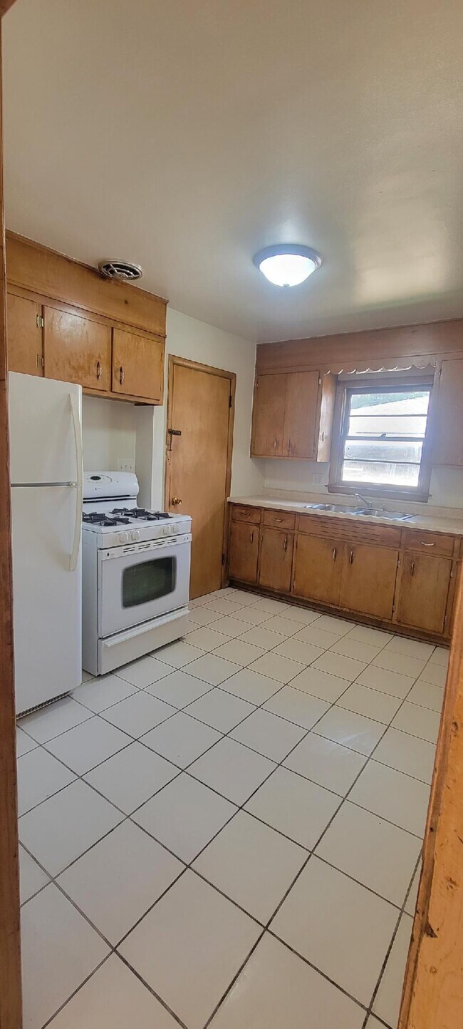 Foto del edificio - 2242-2244 7th st.