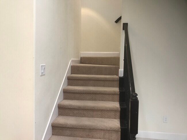 Foto del edificio - 4415 Kennedy Ct