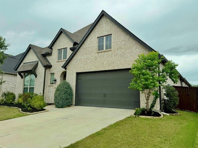 Building Photo - 3030 Lantana Trl