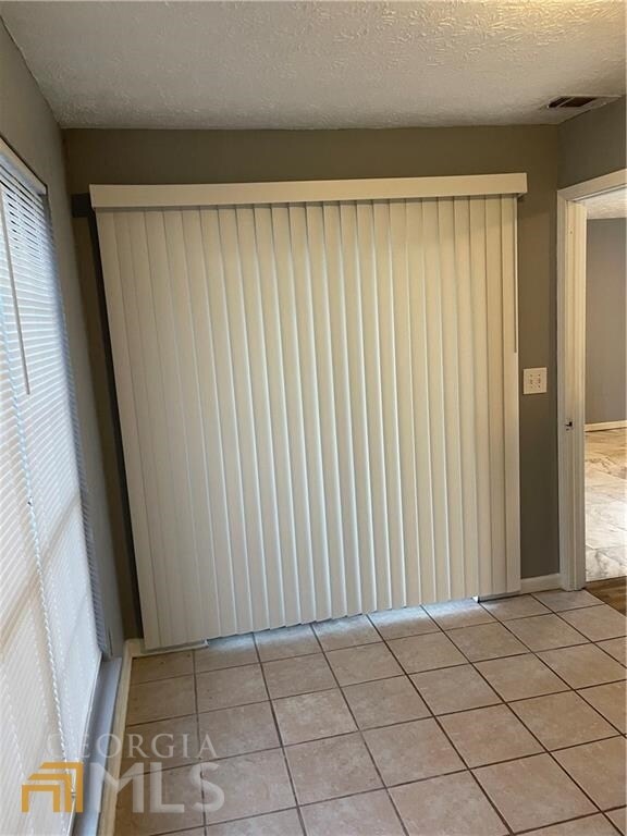 Foto del edificio - 1065 Rock Creek Ln