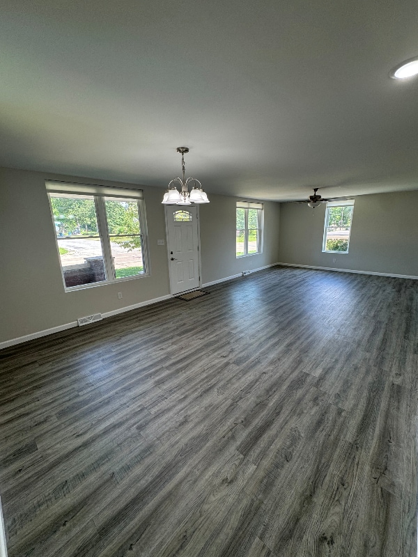 Building Photo - 1000 N Keebler Ave