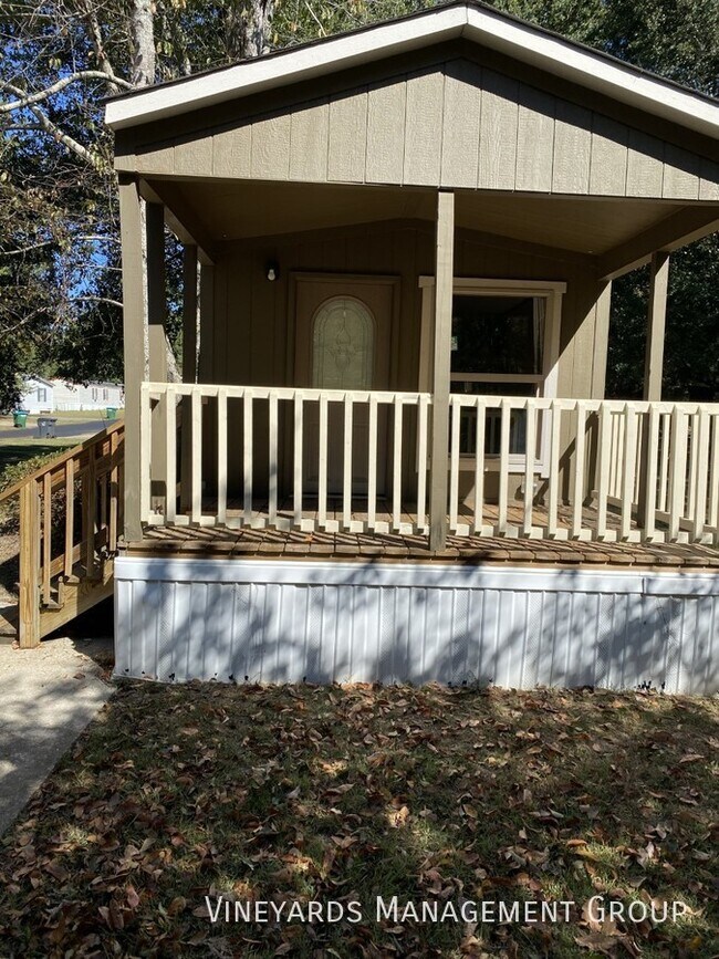 Building Photo - Beautiful 1 bed 1 bath