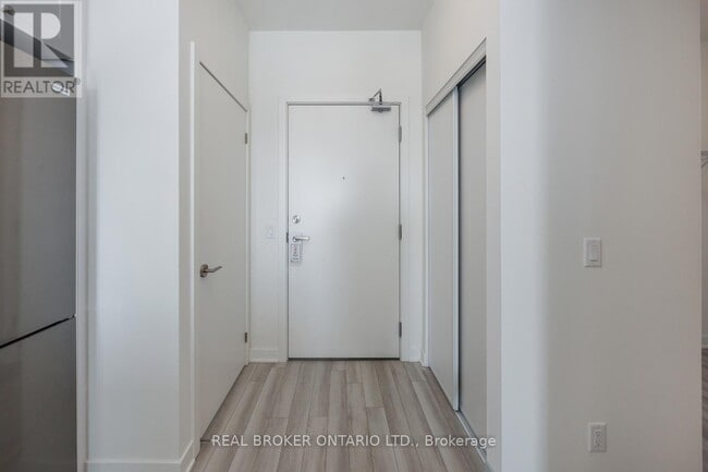 Building Photo - 51 Clarington Blvd