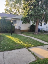 Building Photo - 938 Stocker Ave