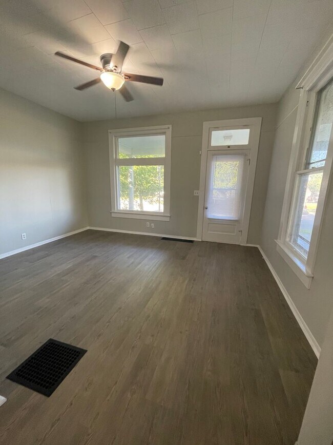 Foto del edificio - 3 Bedroom Single Family Home Near Columbia...