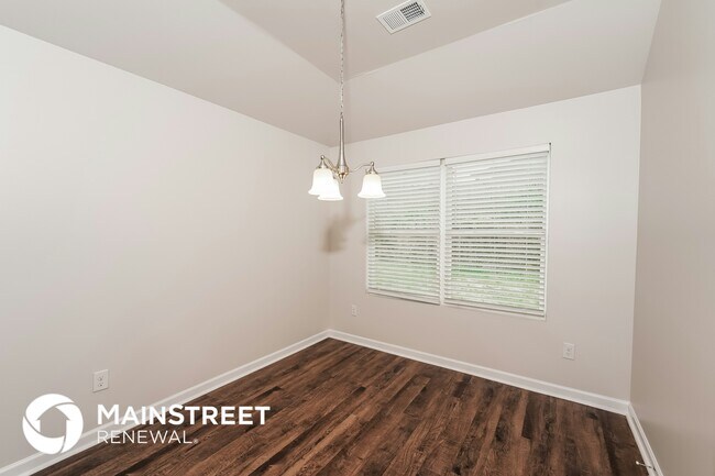 Foto del edificio - 461 Woodland Trl