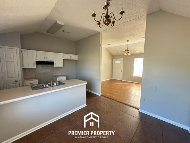 Building Photo - 5315 Timber Ridge Dr