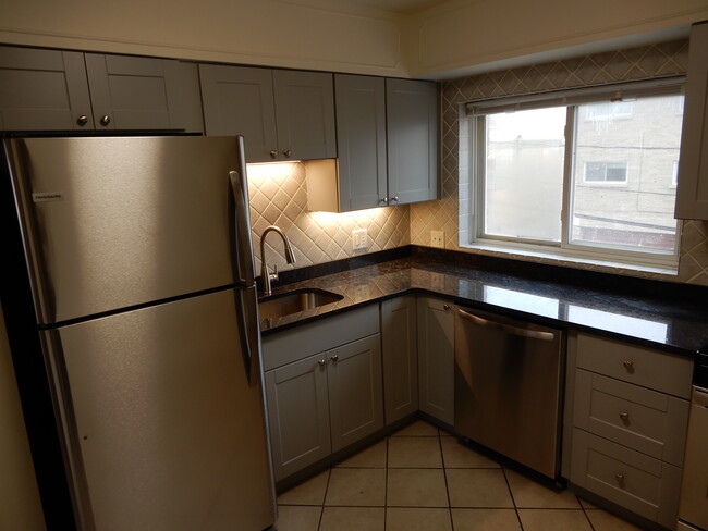 Foto del edificio - 1522 N Harlem Ave