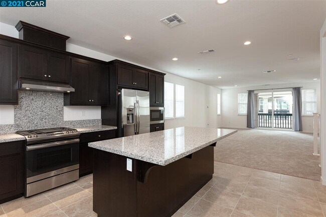 Building Photo - 310 Ashton Way