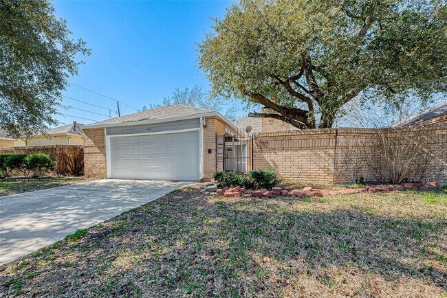 Building Photo - 4130 Summit Valley Dr