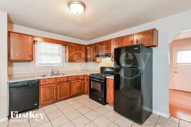 Foto del edificio - 6076 Cherokee Valley Ln