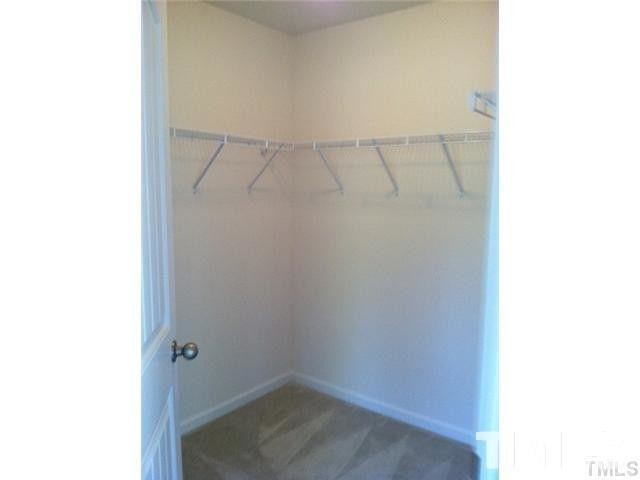 Foto del edificio - 1112 Falcon Ridge Ln