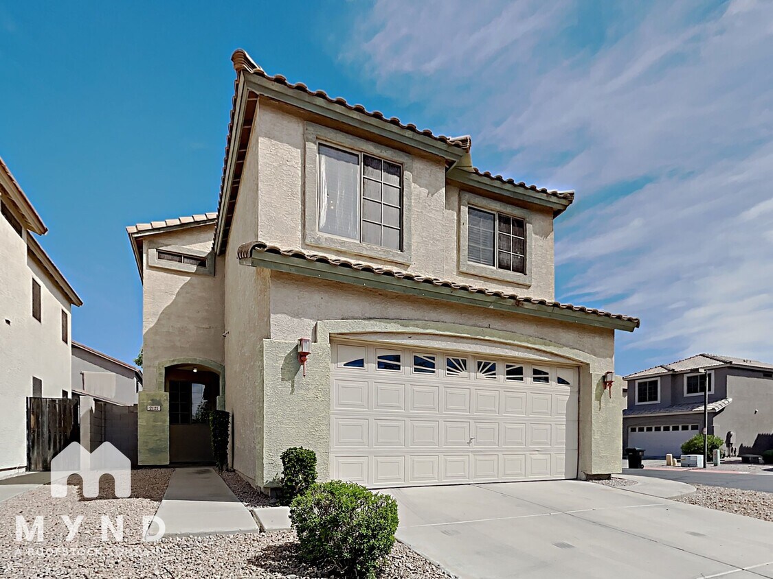 Foto principal - 2121 N 29th Pl