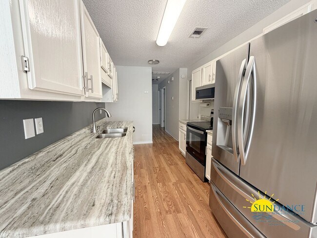 Building Photo - Spacious 3-Bedroom Home in South Crestview!
