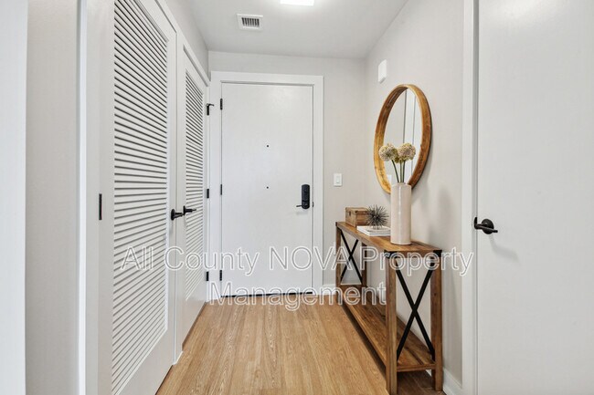 Foto del edificio - 1625 Eckington Pl NE