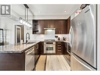 Building Photo - 14300 Riverport Way