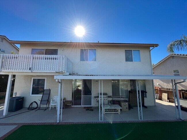 Foto del edificio - 12212 Edgecliff Ave