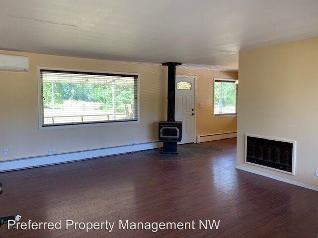 Building Photo - 2 br, 1 bath House - 11611 172nd St NE