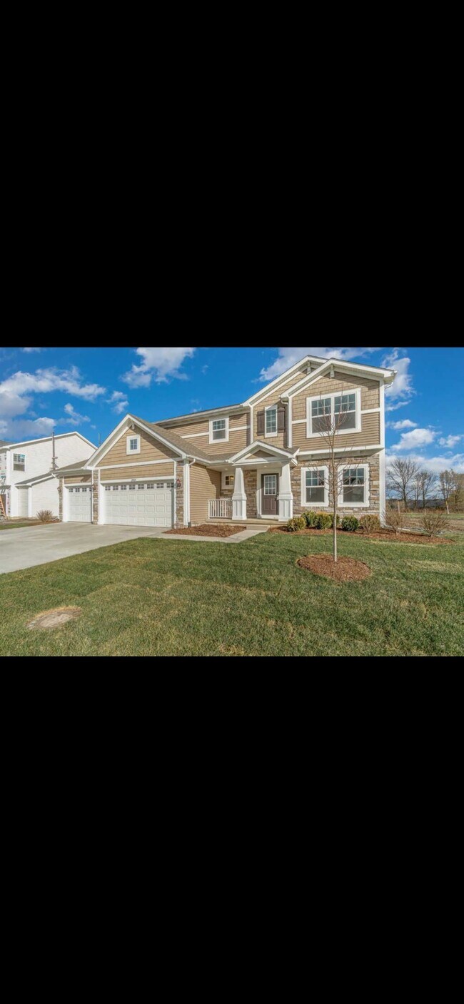 Building Photo - 2925 Amberleigh Ln