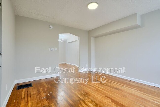 Foto del edificio - 1535 Chilworth Ave