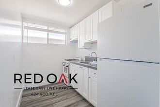 Building Photo - 12211 S Manor Dr