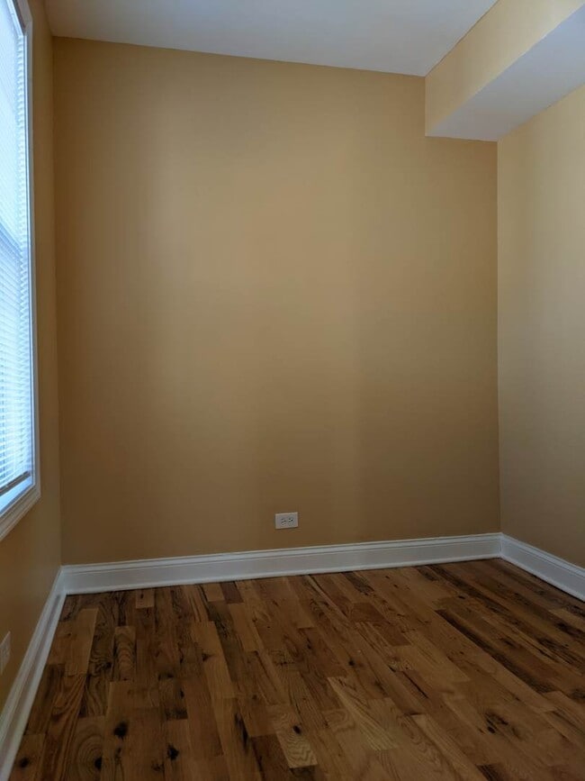 Building Photo - 712 S Aberdeen St