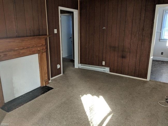 Building Photo - 2 br, 1 bath House - 2125 Kennedy Dr