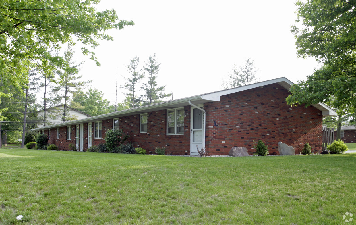 Primary Photo - Doehrman Apartments