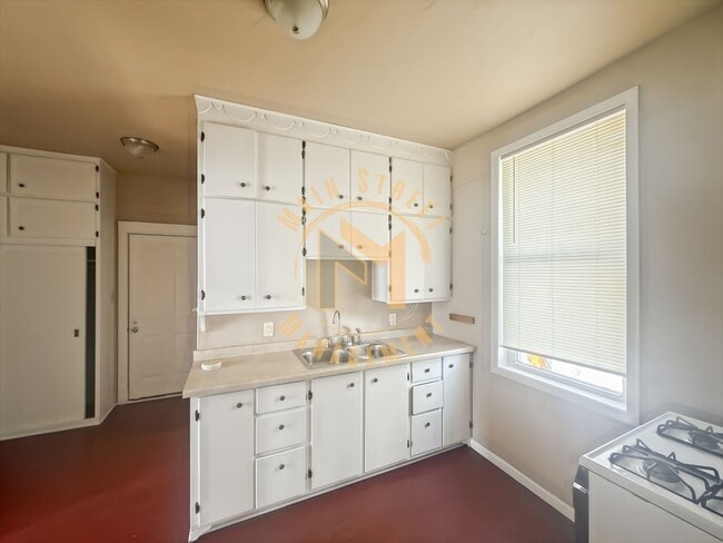 Building Photo - 517 N Ashland Ave
