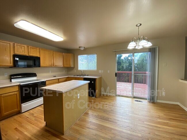 Building Photo - 2215 Gold Dust Ln