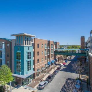 Foto del edificio - 4616 Triangle Ave