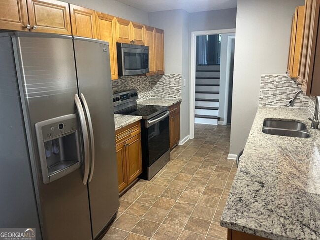 Building Photo - 2717 Elkhorn Dr