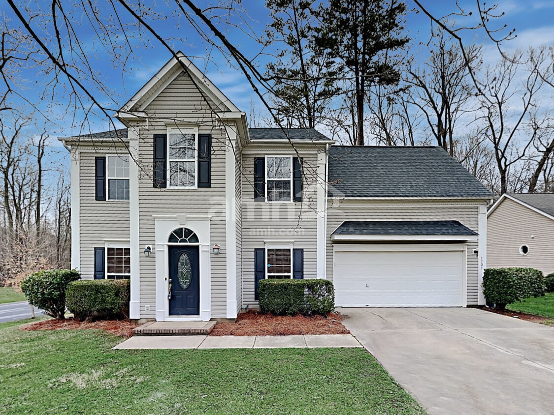 Primary Photo - 1701 Colin Creek Ln