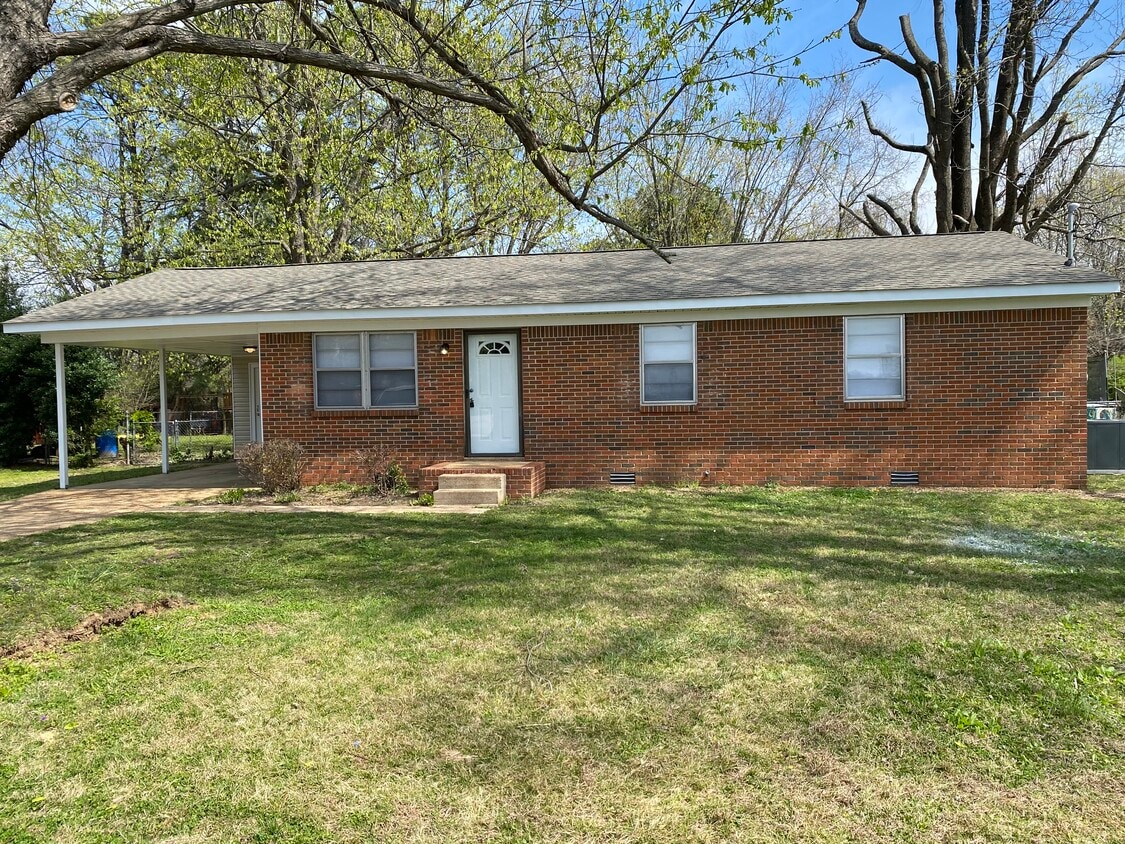 Primary Photo - 160 Northside Rd