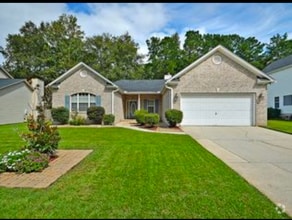 Building Photo - 216 N Pembroke Dr