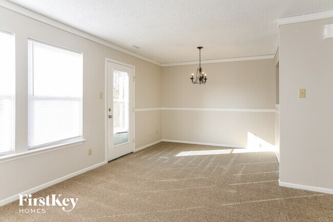 Foto del edificio - 2435 Redland Ln