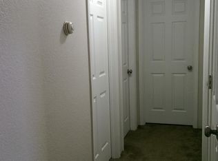 Building Photo - charming 2 bedroom 1 bath duplex