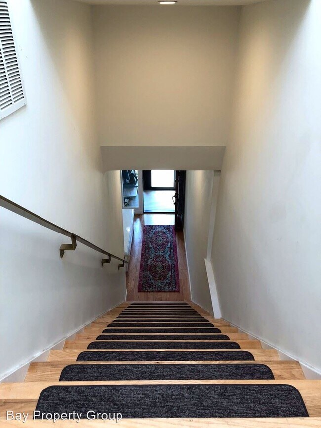 Foto del edificio - 4 br, 3 bath House - 15 Bishop Street