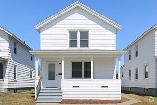 Building Photo - 209 Lakeview Ave