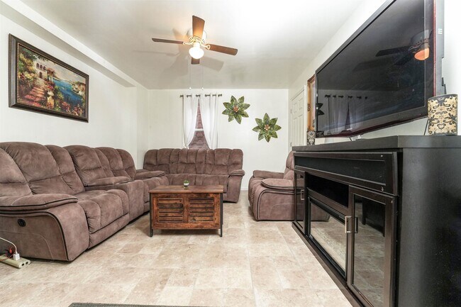 Foto del edificio - 32 W 49th St