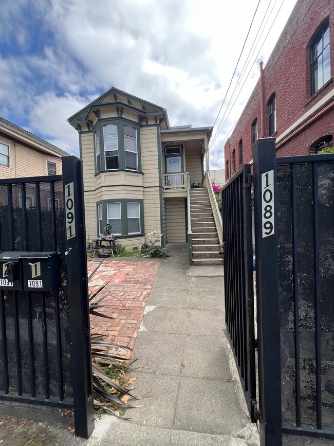 Building Photo - 1089 59th St