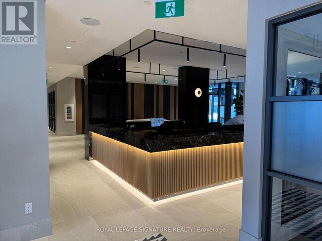 Photo du bâtiment - 2545 Simcoe St N