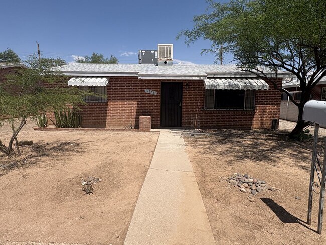 Foto del edificio - Centrally located Gem for rent