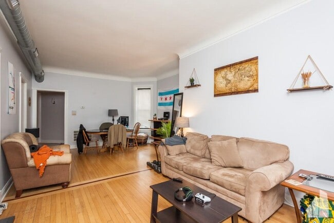 Photo - 2 bedroom in Chicago IL 60654 Apartment