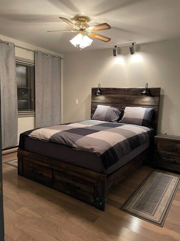 2nd floor bedroom (#3). - 4080 S Fairway Dr