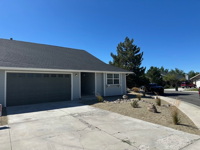 Building Photo - 805 Wagon Dr