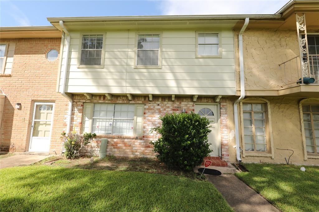 12965 Clarewood Dr, Houston, TX 77072 Condo for Rent in Houston, TX
