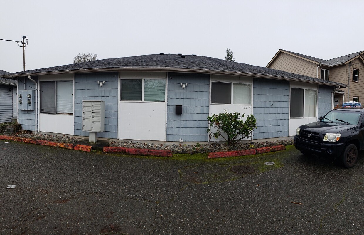 Primary Photo - 14405 Union Ave SW