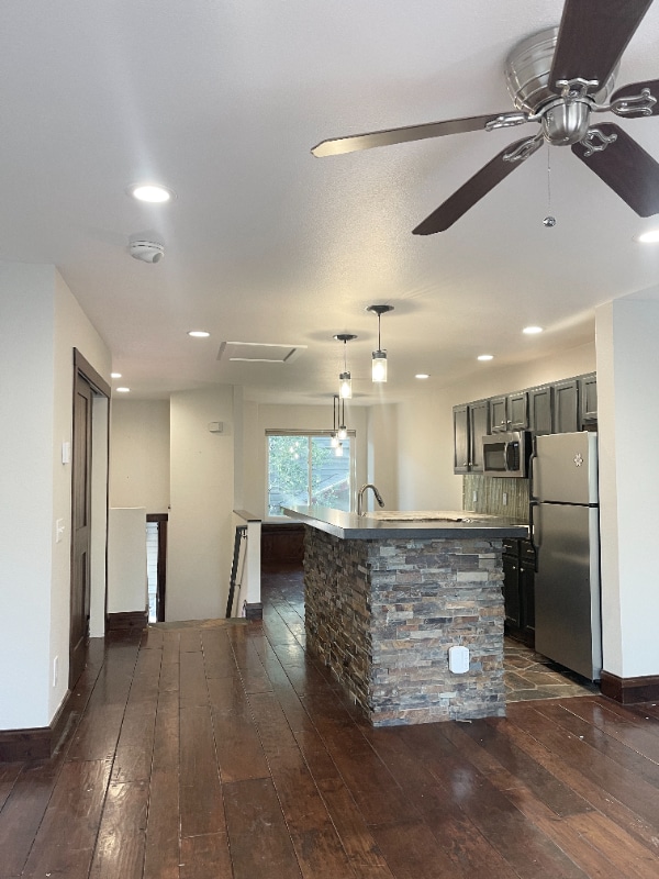 Building Photo - 8 Spyglass Ln