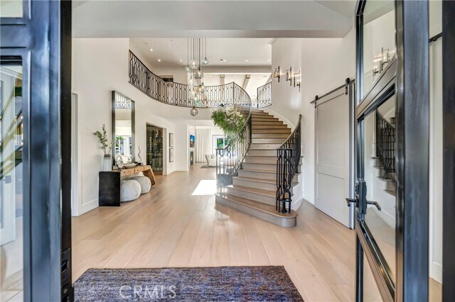 Foto del edificio - 2037 Delphine Ln